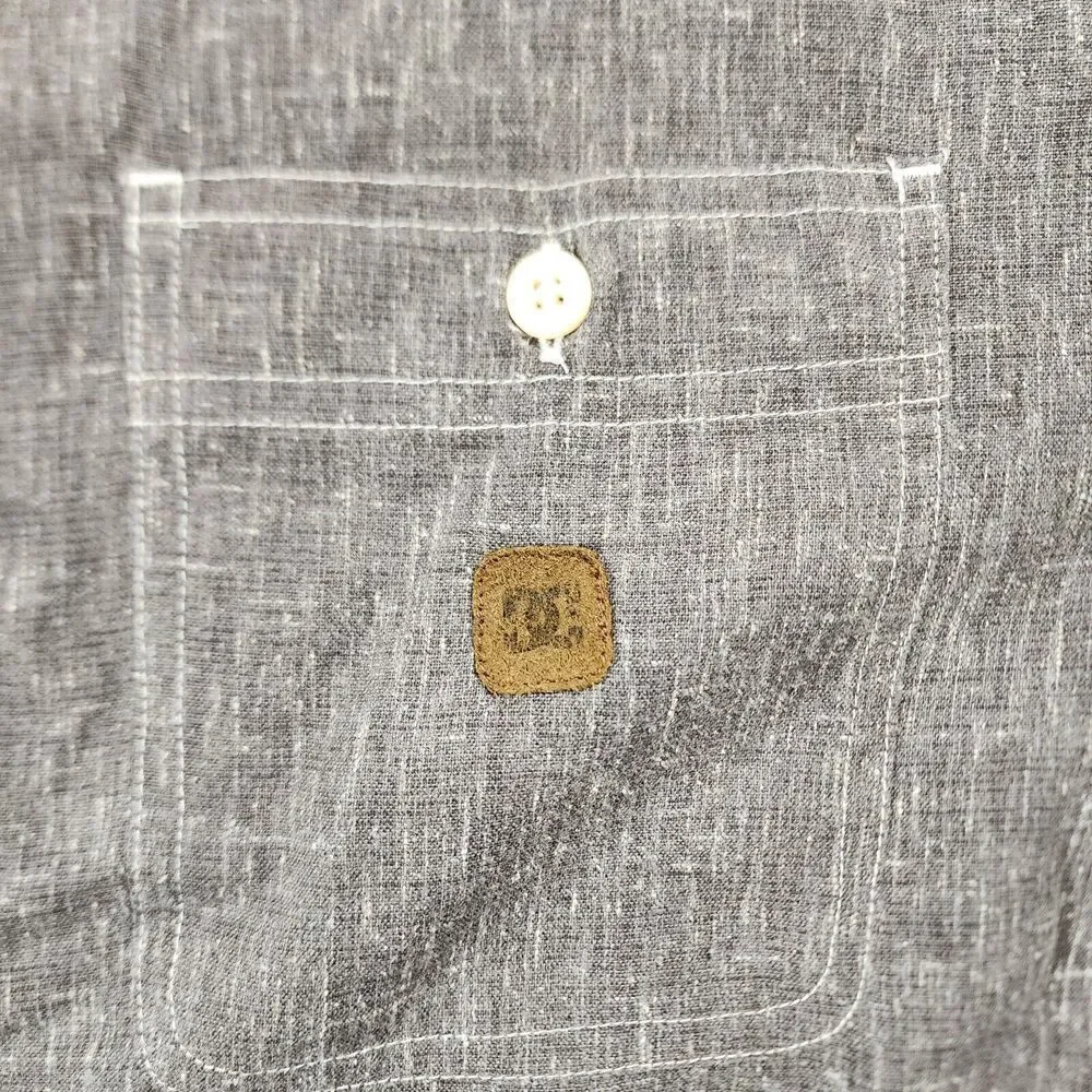 DC Shoes Button Shirt Large‎ Long Sleeve Pocket Logo Modern Gray Grey Heathered